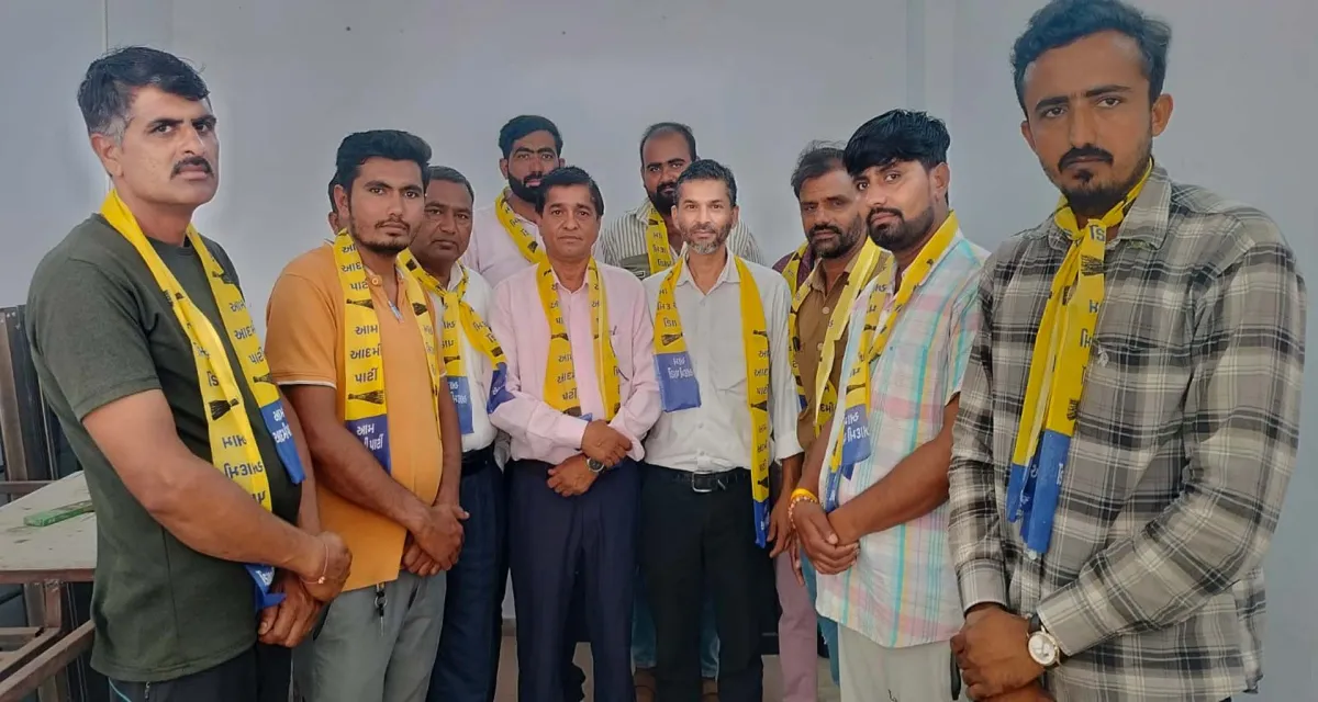 ડીસા ભાજપના ગઢમાં ગાબડું, અનેક સક્રિય કાર્યકરો અને અગ્રણીઓ ‘આપ’માં જોડાયા