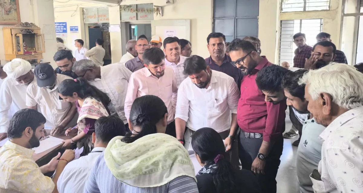 ઊંઝા નગરપાલિકામાં ખરાખરીનો જંગ : ભાજપ, કોંગ્રેસ અને અપક્ષ વચ્ચે ત્રિપાંખિયો જંગ જામશે