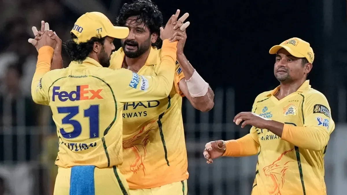 IPLની વચ્ચે CSK ને મોટો ઝટકો લાગ્યો, સ્ટાર ખેલાડી અચાનક બહાર