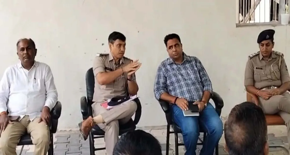 ડીસામાં ભગવાન જગન્નાથની રથયાત્રા પૂર્વે શાંતિ સમિતિની બેઠક યોજાઈ
