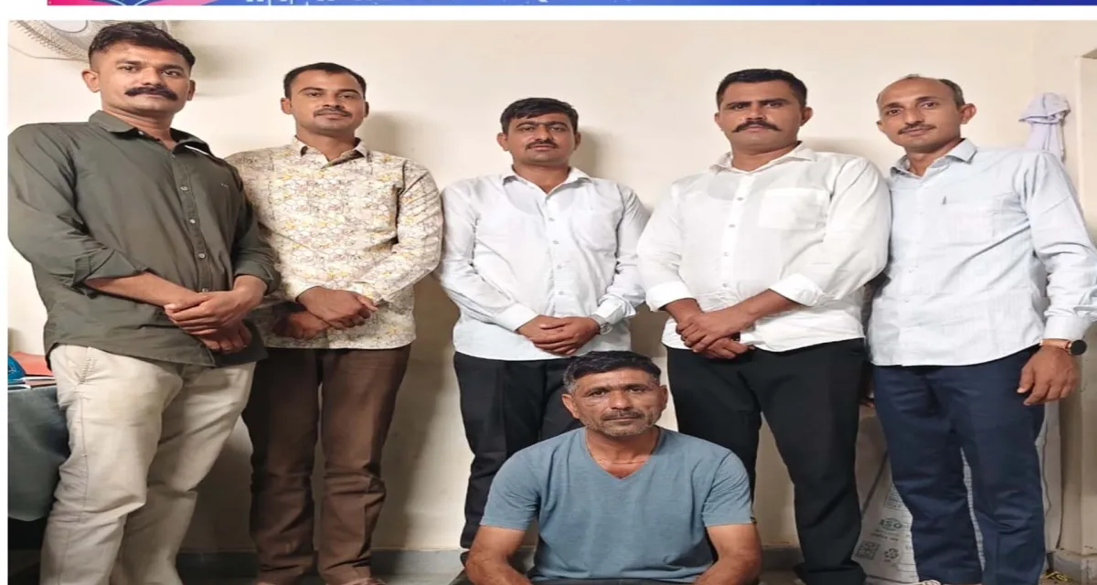 વાવના બુકણા ગામેથી દેશી દારૂ બનાવવાનો ૨૧ કાર્બા વોશ ઝડપાયો