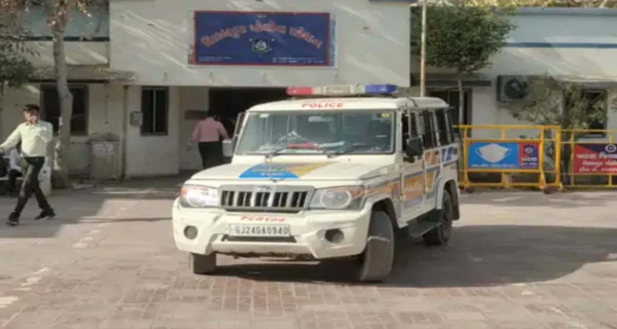 સિદ્ધપુર હાઈવે પર રોંગ સાઈડમાં ઉભેલી ટ્રક પાછળ બાઈક અથડાતાં ચાલકનું ઘટના સ્થળે મોત