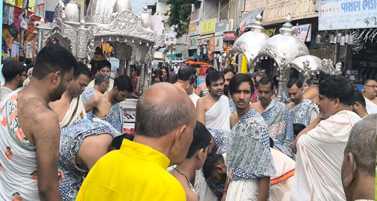ઊંઝામાં પર્યુષણ પર્વ નિમિત્તે દબદબાભેર શોભાયાત્રા યોજાઈ