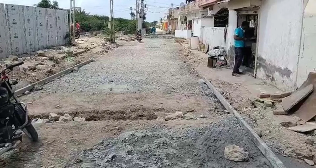 રાધનપુર નગરપાલિકાના રોડ-ડિવાઈડરના કામોમાં પારદર્શિતા સામે ગંભીર સવાલો