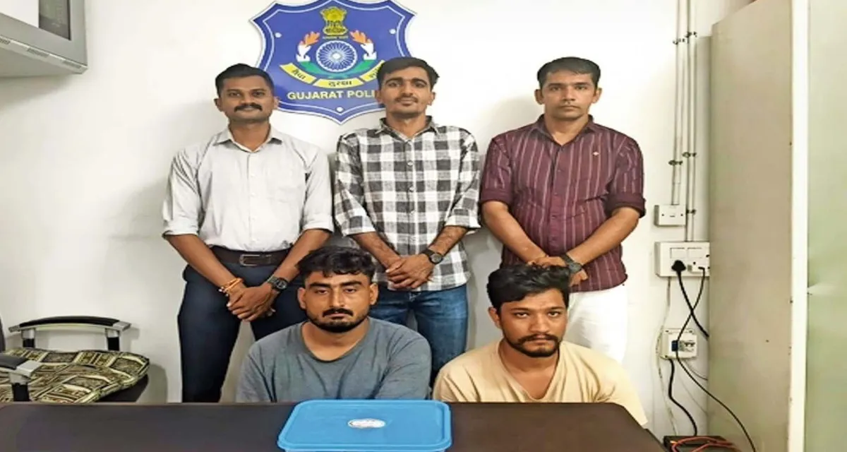 સાયબર ગેંગ પર પોલીસની મોટી તવાઈ: માલગઢમાંથી બે કુખ્યાત આરોપીઓ ઝડપાયા