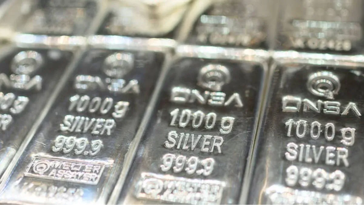 ચાંદી એક જ ઝટકામાં ₹4,000 ઘટીને ₹1.98 લાખ પર પહોંચી