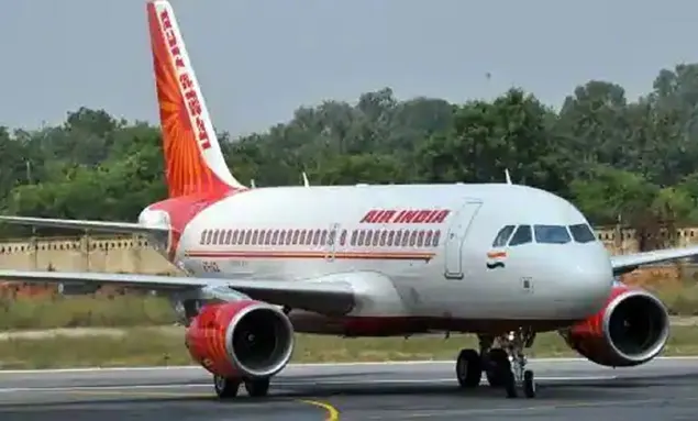 એર ઈન્ડિયાની હોંગકોંગ-દિલ્હી ફ્લાઇટ અધવચ્ચે જ પાછી ફરી; પાયલોટને ટેકનિકલ ખામીની શંકા