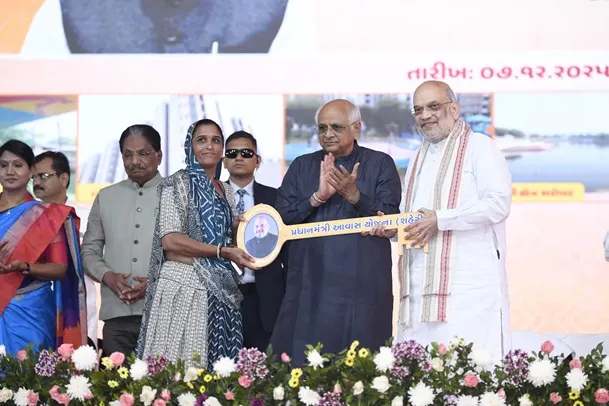 અમદાવાદને અનેકવિધ વિકાસ પ્રકલ્પોની ભેટ ધરતા કેન્દ્રીય ગૃહ અને સહકારિતા મંત્રીશ્રી અમિત શાહ