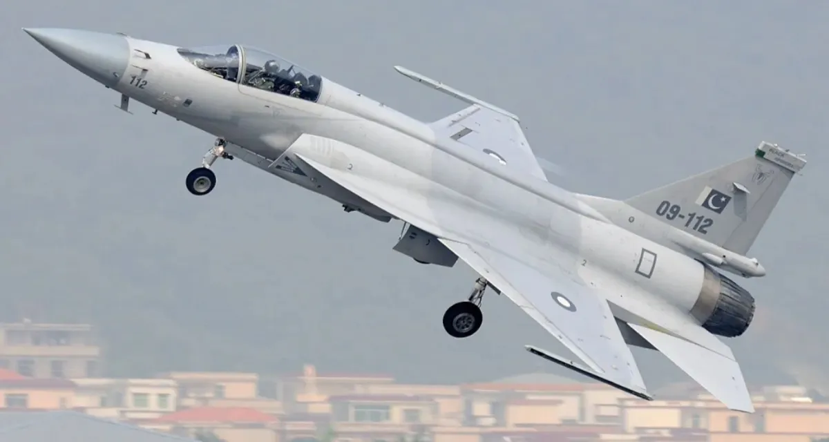 JF-17 એન્જિન વિવાદ: રશિયા-પાકિસ્તાન સોદાના દાવાઓએ ભારતમાં રાજકીય તોફાન મચાવ્યું, કોંગ્રેસ-ભાજપ સામસામે