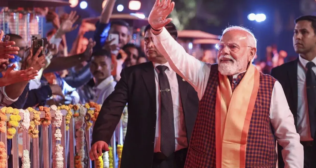 પીએમ મોદી લગભગ 10:15 વાગ્યે સોમનાથ મંદિરની મુલાકાત લઈ પ્રાર્થના કરશે