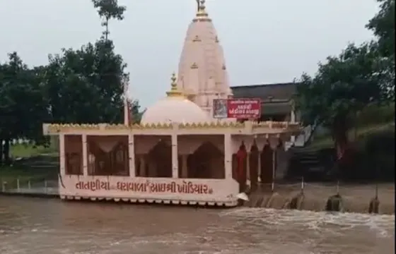 રાજ્યમાં કમોસમી વરસાદ બન્યો આફત; ખેડૂતો ને પાકમાં નુકસાન ની ભીતિ