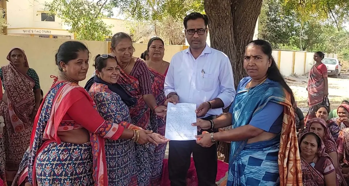 ભાભર તાલુકા આંગણવાડી કાર્યકર ચોથા દિવસે હડતાલ યથાવત