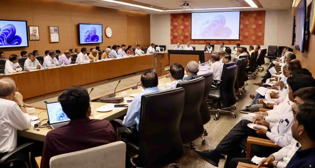 જીલ્લા મથક પાટણ ખાતે મદદનીશ આદિજાતિ વિકાસની કચેરી શરુ કરવા એકલવ્ય જનસેવા ટ્રસ્ટની રજૂઆત