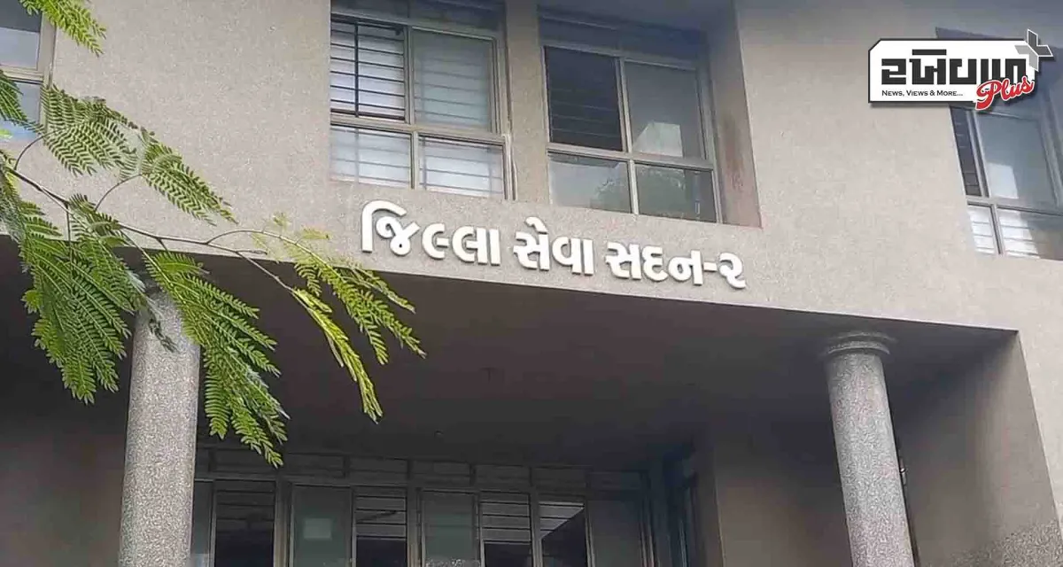 પાલનપુર સ્ટેમ્પ ડ્યુટી નાયબ કલેકટર અને કચેરી અધિક્ષક રૂ.3 લાખની લાંચ લેતા ઝડપાયા