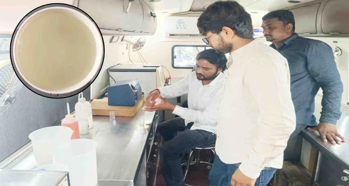 પાટણના મોટી ભાટીયાવાડ વિસ્તારમાં દુષિત અને દુર્ગંધ વાળું પાણી આવતા રોગચાળો ફાટી નીકળવાની દહેશત