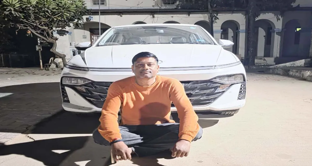 ચંડીસર હાઈવે પર ઓનલાઈન ક્રિકેટ સટ્ટો રમાડતો શખ્સને એલસીબીએ ઝડપ્યો