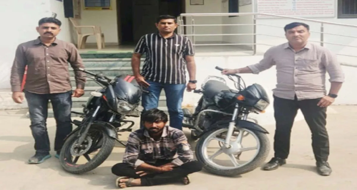 પાટણના જીમખાના પાછળ ચોરીના બાઈકો સાથે શખ્સ ઝડપાયો