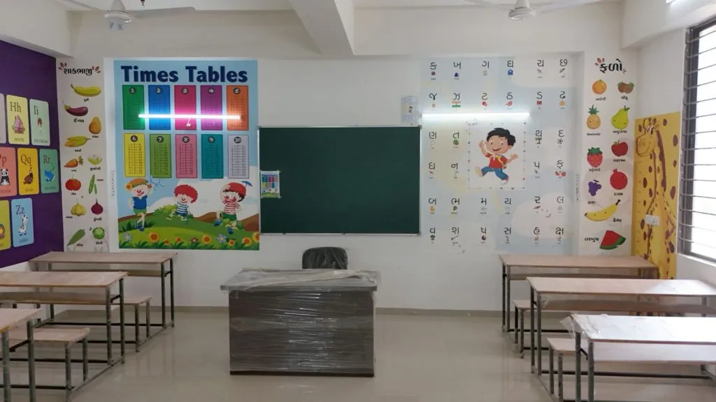 વડાપ્રધાનશ્રીના હસ્તે અમદાવાદમાં પ્રધાનમંત્રી આવાસ યોજના (શહેરી) અંતર્ગત ₹133.42 કરોડના ખર્ચે બનેલા 1,449 આવાસો તથા 130 દુકાનોનું લોકાર્પણ