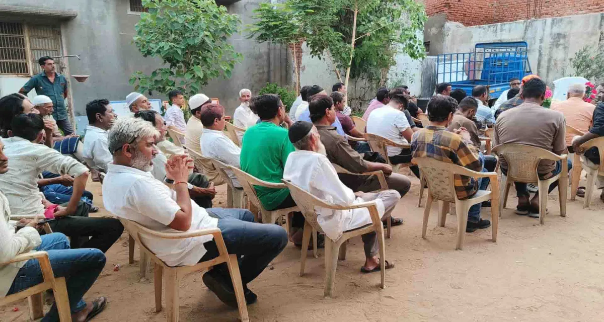 બકરી ઈદ પહેલા પાલનપુર શહેરમાં શાંતિ સમિતિની બેઠક યોજાઈ