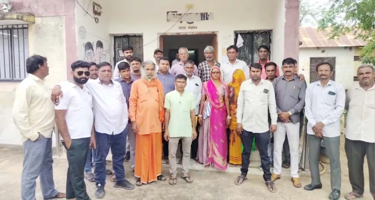 સરયુનગર ગ્રામ પંચાયતના ઉપ સરપંચની ચૂંટણીમાં ચિઠ્ઠી ઉછાળી વિજેતા જાહેર કરાયા બાદ વિવાદ