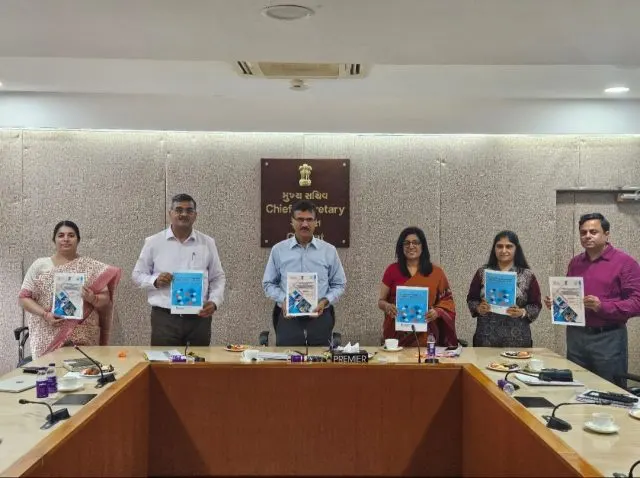 મુખ્ય સચિવશ્રીના અધ્યક્ષતામાં ગાંધીનગર ખાતે “સ્ટેટ કન્વર્જન્સ કમિટી ઓન એન્ટિમાઇક્રોબિયલ રેઝિસ્ટન્સ (AMR)”ની બેઠક યોજાઈ