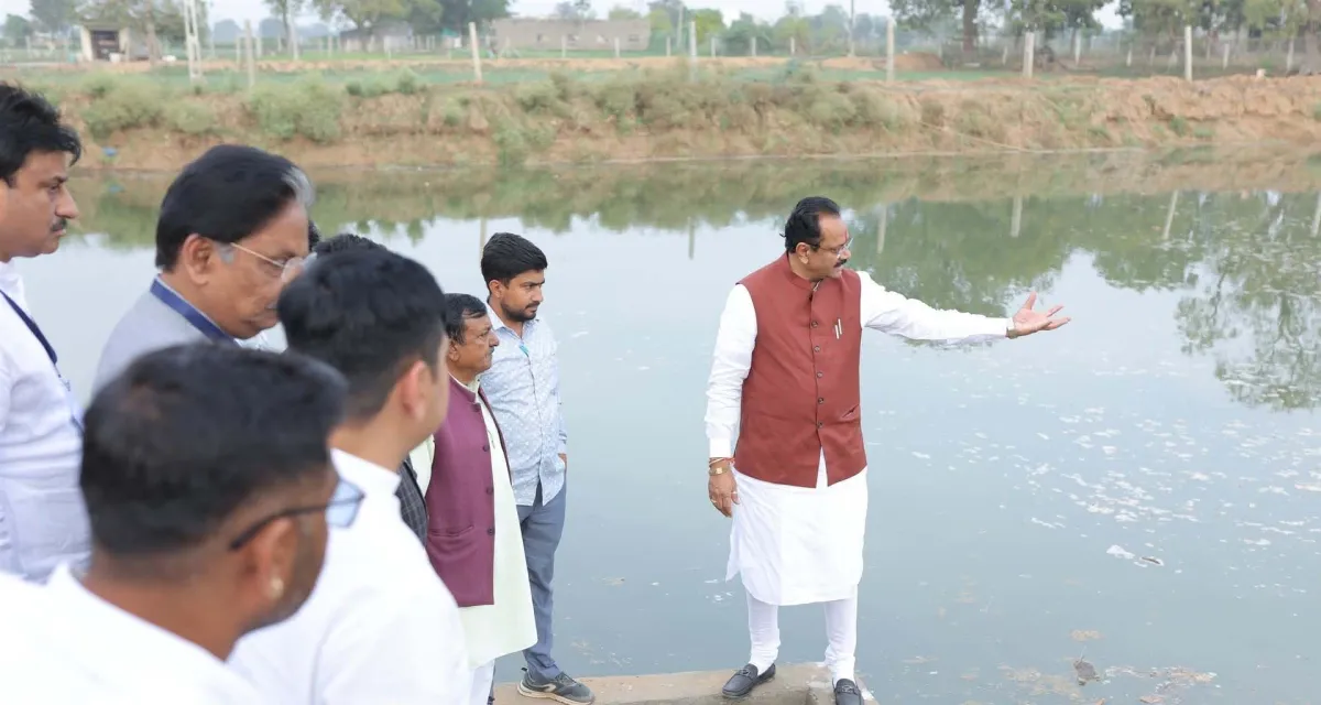 માલગઢના પ્રથમ મોડેલ તળાવની રાજ્યના મંત્રીઓએ મુલાકાત લીધી