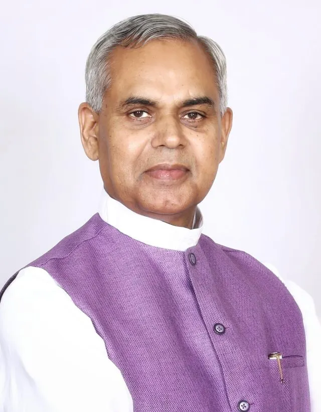 પરીક્ષા : આત્મવિશ્વાસ અને પરિશ્રમનું પર્વ– આચાર્ય દેવવ્રત