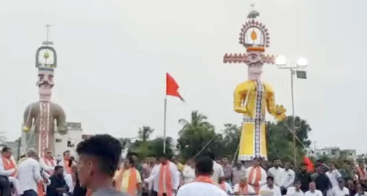 બનાસકાંઠા જિલ્લામાં દશેરાનું પર્વ ઉજવાયું : શસ્ત્ર પૂજન અને રાવણ દહનની ઉજવણી