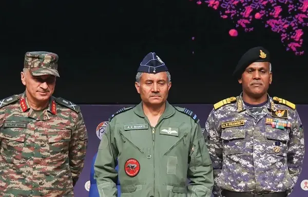 ‘અમે ઓપરેશન સિંદૂર દરમિયાન પાકિસ્તાનનું ફાઈટર જેટ મિરાજ, ચીનની પીએલ-15 મિસાઈલને તોડી પાડ્યું છે: ભારતીય સેના