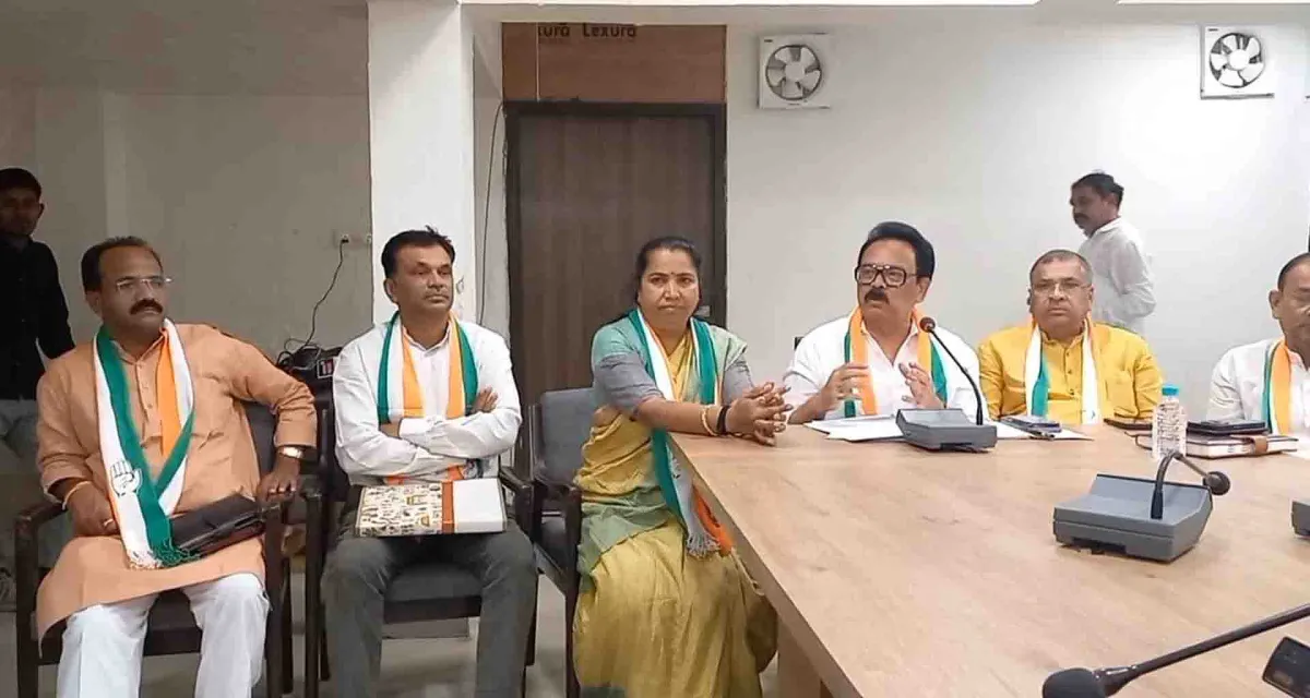 બનાસકાંઠામાં કોંગ્રેસનું સૃજન અભિયાન, કોંગ્રેસી હોવું અને કોંગ્રેસમાં હોવું ફરક છે:-સુખદેવસિંહ ભગત