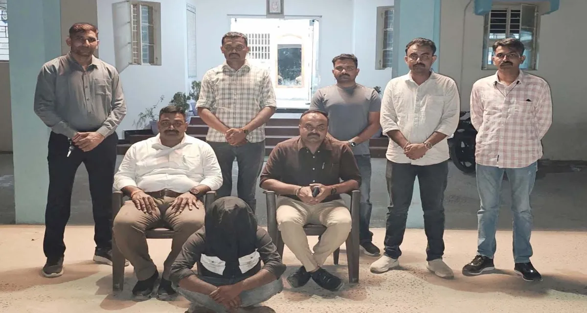 થરાદ પોલીસને મોટી સફળતા : ખૂનનો આરોપી ગણતરીના કલાકોમાં પેરોલ ફર્લો સ્કોડના સકંજામાં