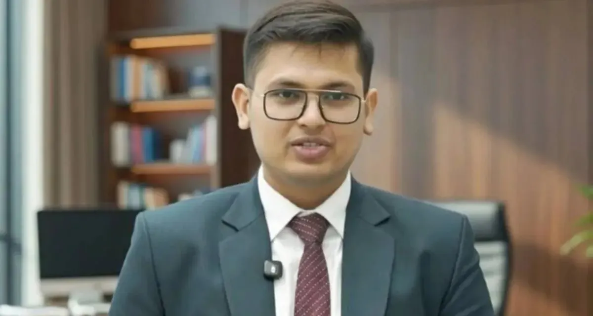 UPSC ટોપર અનુજ અગ્નિહોત્રી કોણ છે?