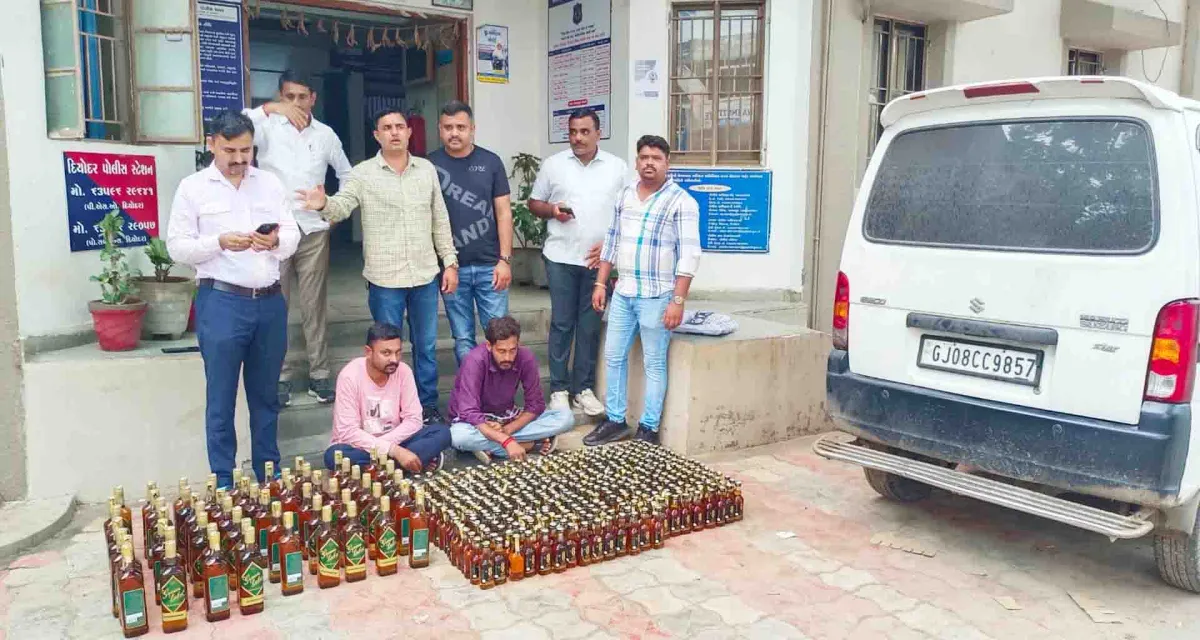 દિયોદર રૈયા પાસે વિદેશી દારૂ ભરેલી ઇકો ગાડી સાથે બે ઈસમો ઝડપયા