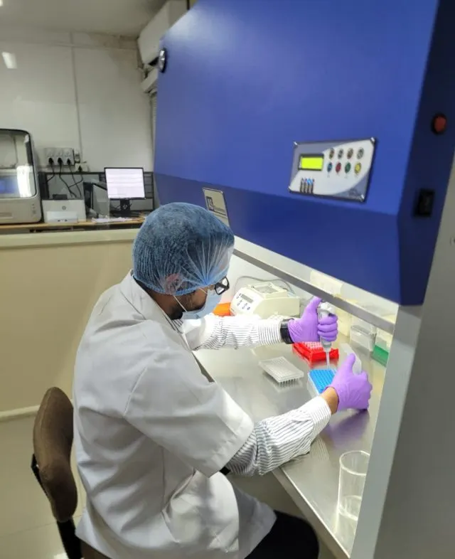 DNA પ્રોફાઈલીંગથી મૃતકોની ઓળખ ઝડપથી પ્રસ્થાપિત કરવા છેલ્લા ચાર દિવસથી FSLની ટીમ સતત ખડેપગે
