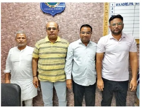 અમદાવાદમાં આરટીઆઈ એક્ટિવિસ્ટ અને પત્રકાર હોવાની ઓળખ આપી ખંડણી માગતી ટોળકી ઝડપાઈ
