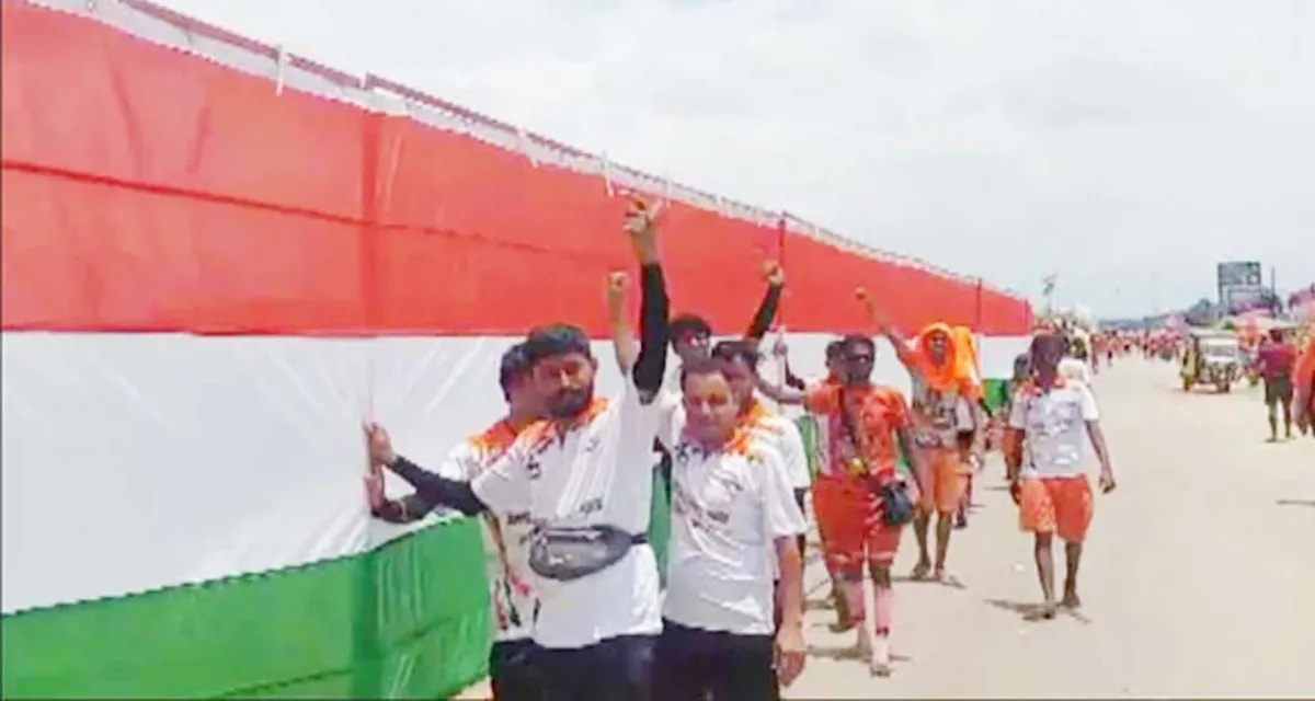 'તિરંગા કાંવડ યાત્રા' દેશભક્તિના રંગમાં રંગાઈ, પહલગામ હુમલાના શહીદોને સમર્પિત