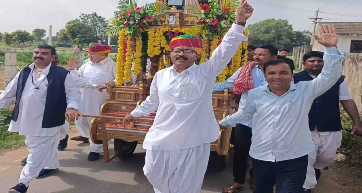 ક્ષેમંકરી માતાજીના સ્થાનક ભીનમાલ પગપાળા યાત્રા સંઘનું આયોજન કરવામાં આવ્યું