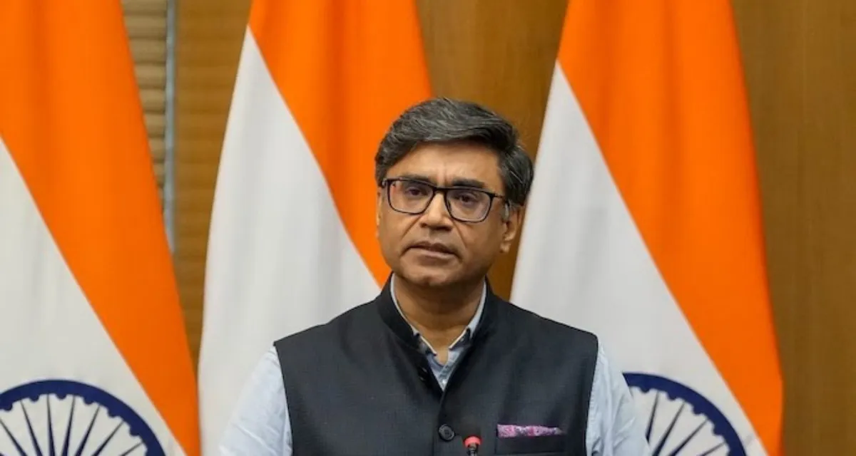 વિક્રમ મિશ્રીના પરિવારને ટ્રોલિંગનો સામનો કરવો પડ્યો