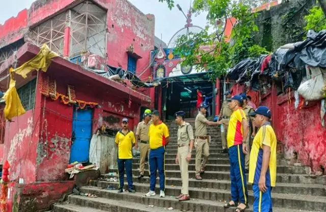 મનસા દેવી નાસભાગ: પ્રત્યક્ષદર્શીઓએ મંદિરમાં શું બન્યું તે વર્ણવ્યું, વીજળીના કરંટની અફવાઓનું ખંડન કર્યું