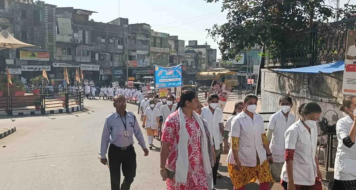 હિંમતનગર ખાતે વિશ્વ ક્ષય દિવસ અંતર્ગત જાગૃતિ રેલી યોજાઈ