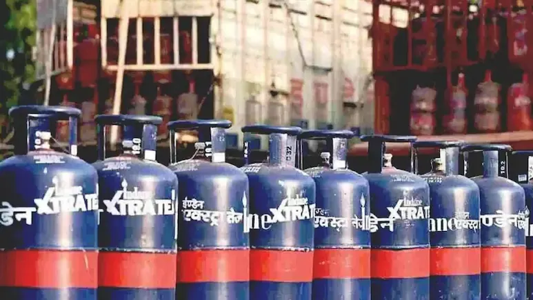 વાણિજ્યિક LPG પુરવઠો: શ્રમ-ભારે ઉદ્યોગોને મદદ કરવા માટે કેન્દ્રએ રાજ્યોની ફાળવણી 70% સુધી વધારી