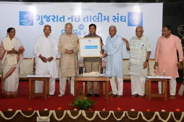 કેન્દ્રીય મંત્રી ડો. મનસુખભાઈ માંડવીયાના હસ્તે નઇ તાલીમ સંઘના 36માં દ્વિવાર્ષિક સંમેલનનું ઉદ્ઘાટન કરવામાં આવ્યું