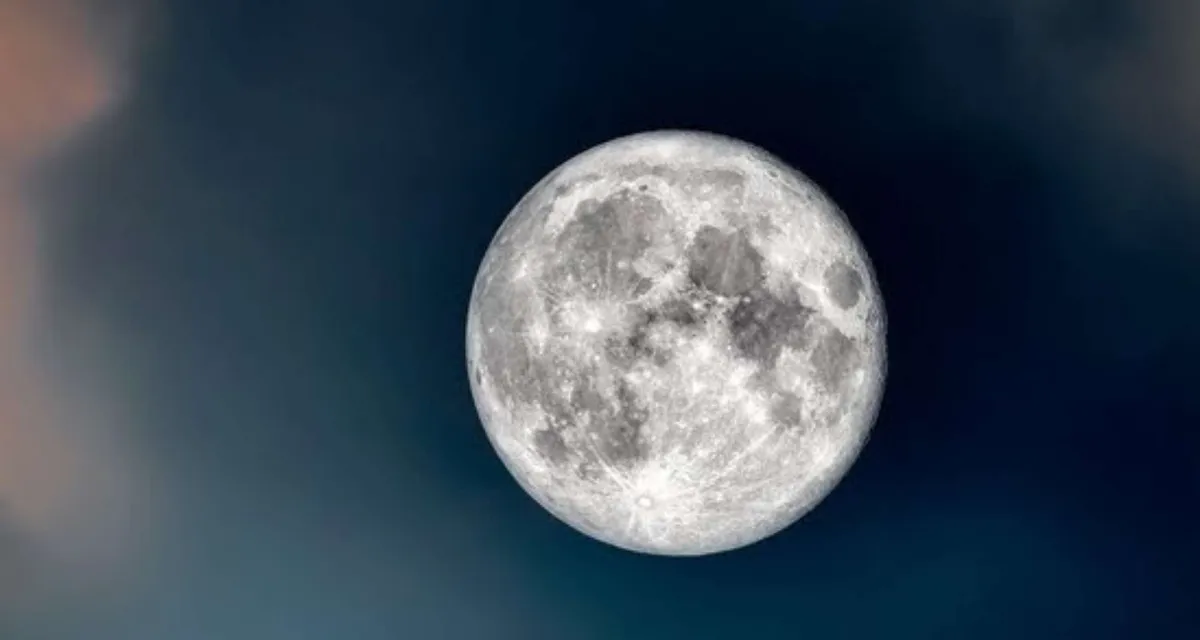 ફ્લાવર મૂન મે 2025: દરેક રાશિ માટે જ્યોતિષીય માર્ગદર્શન