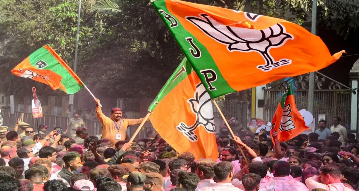 મુંબઈ BMC ચૂંટણી પરિણામ: મુંબઈમાં ઠાકરેનો ગઢ તૂટી પડ્યો, 45 વર્ષમાં પહેલી વાર ભાજપ જીતશે, કોણ બનશે BMCના મેયર?