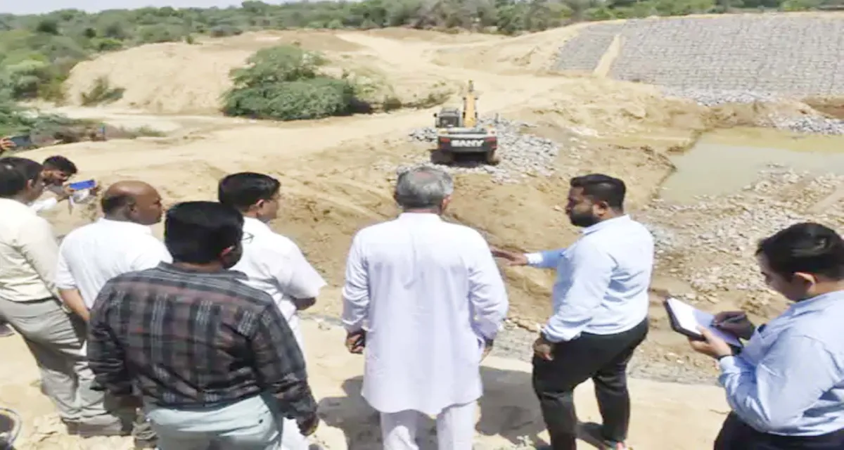 મહેસાણાની પુષ્પાવતી નદી પર 13 ચેકડેમ બનશે: રાજ્ય સરકારે 76 કરોડના પ્રોજેક્ટની મંજૂરી