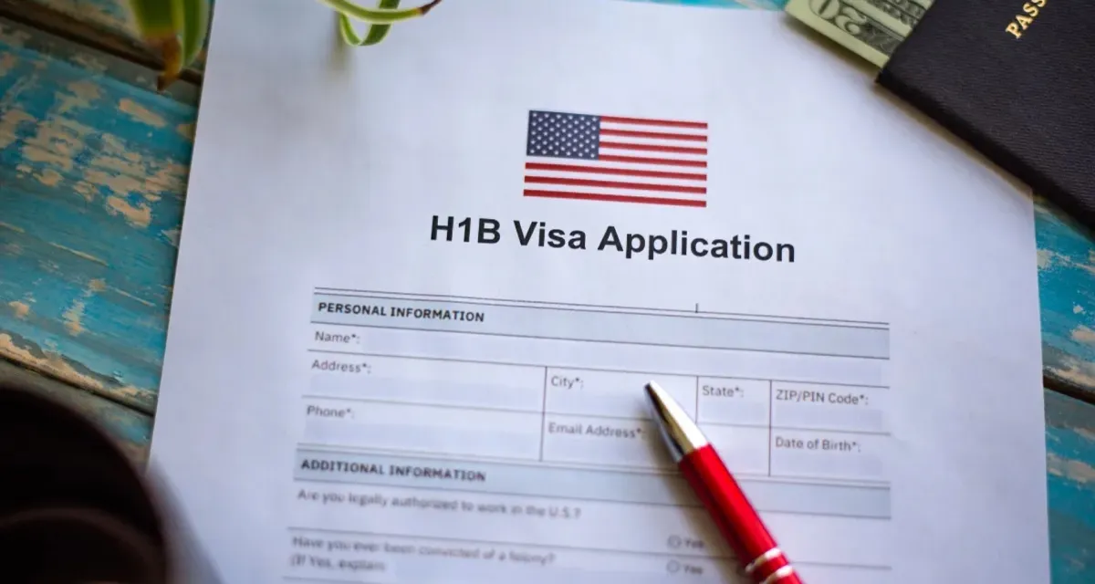 H-1B વિઝામાં મોટો ફેરફાર! હવે લોટરી નહીં, પગાર નક્કી કરશે કે કોને યુએસ વર્ક વિઝા મળશે