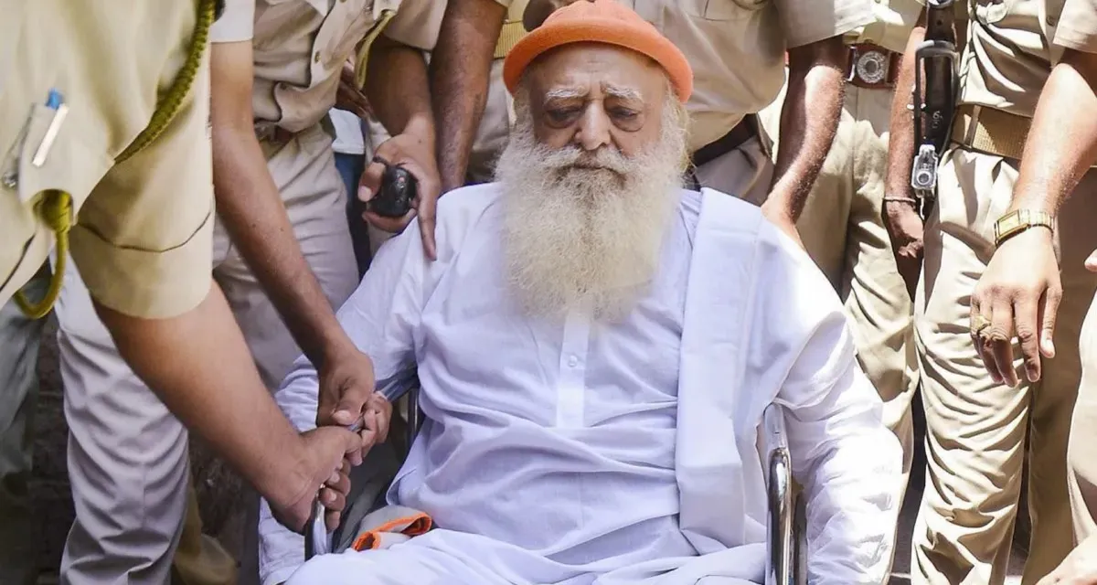 બળાત્કારના કેસમાં આજીવન કેદની સજા ભોગવી રહેલા આસારામને હાઈકોર્ટે વચગાળાના જામીન આપ્યા